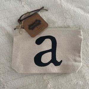 🌟MUDPIE pouch🌟